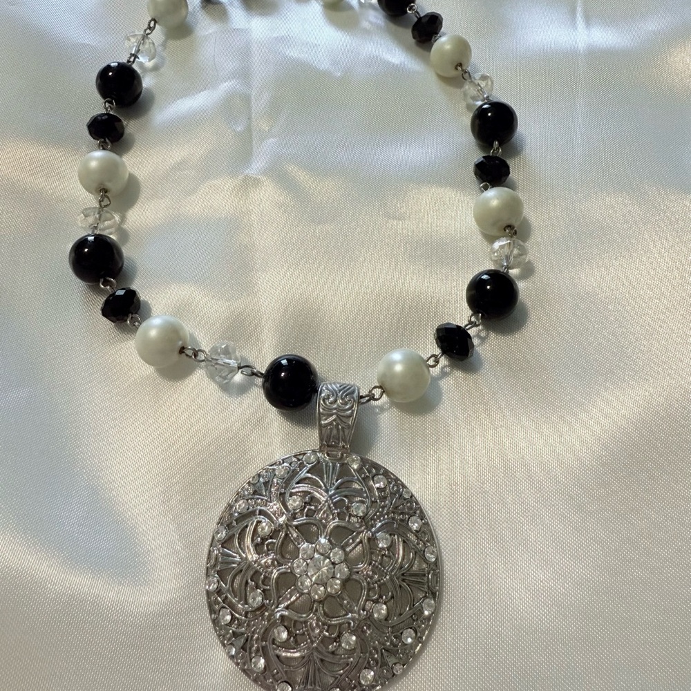Elegant Silver and Black Beaded Necklace